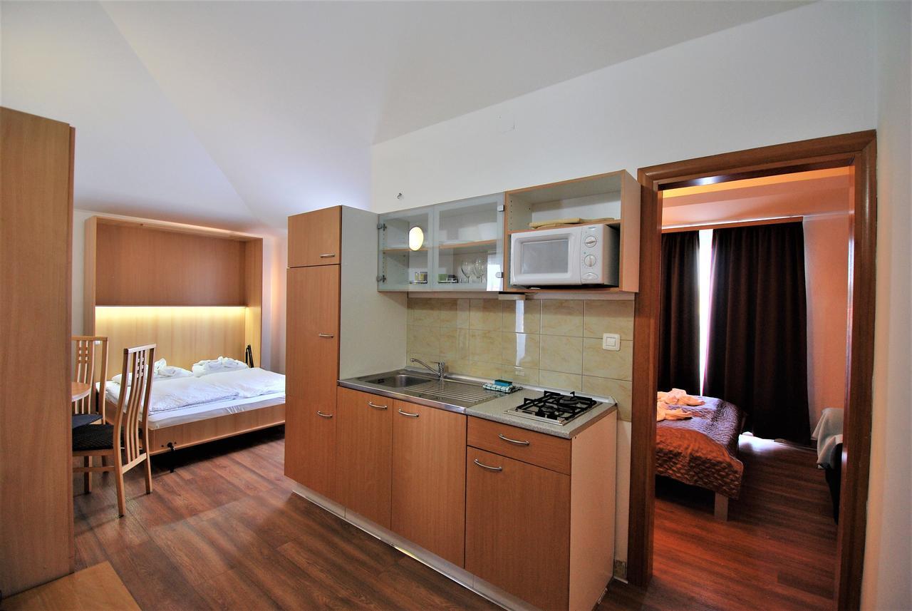 Nautica Apartments Betina  Extérieur photo